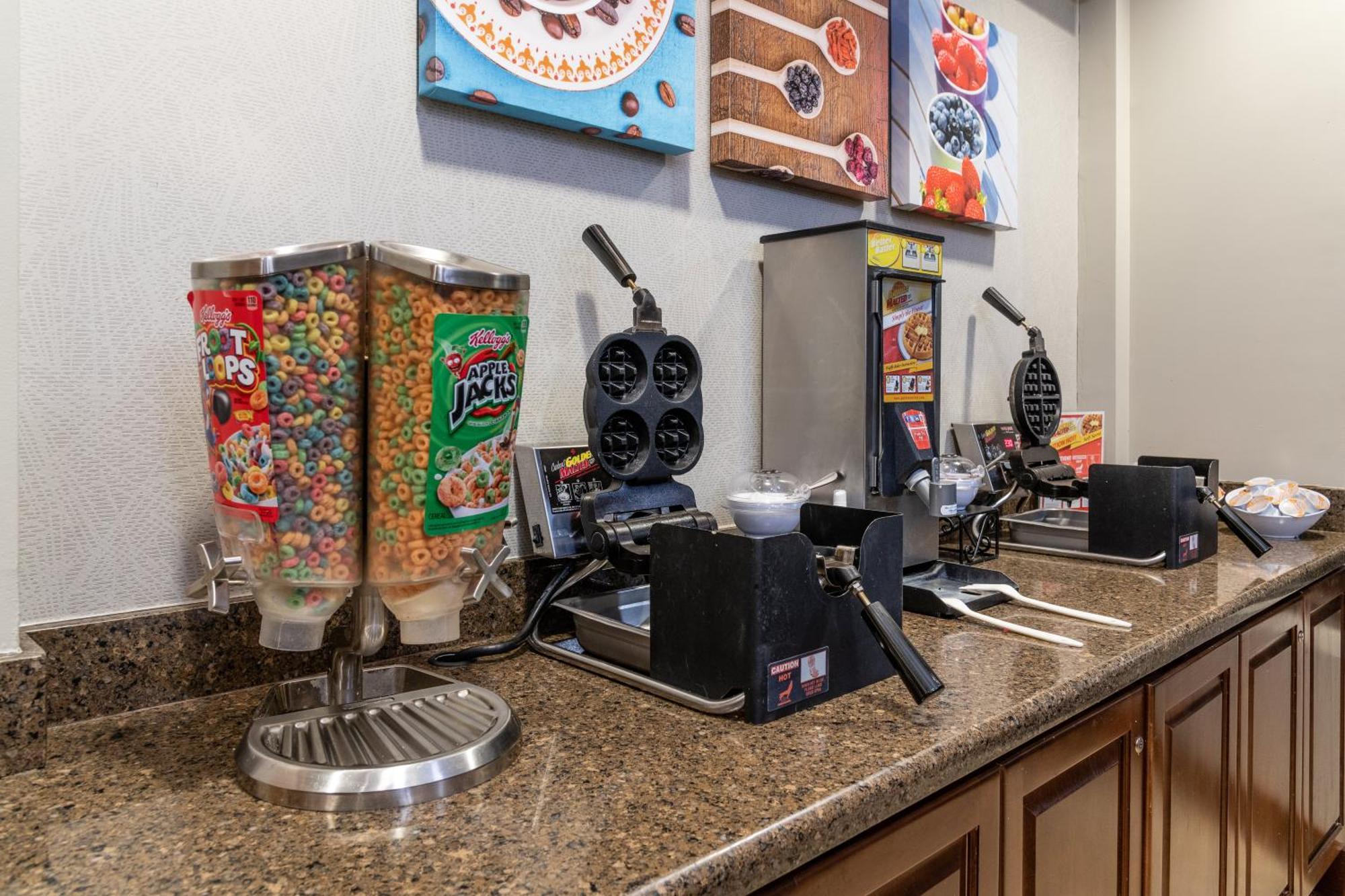 Staybridge Suites North Charleston By Ihg Esterno foto